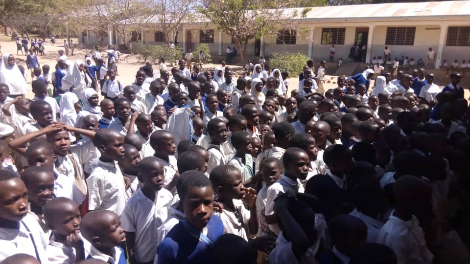 Bambini della scuola di Kipalapala in Tanzania
